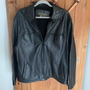 Zara Men’s black leather zippered coat